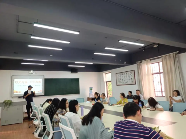 环球360管理网代理党群党支部与文化艺术学院党支部一起上党课,重温“七一”讲话精神-修改版199.png 环球360管理网代理党群党支部与文化艺术学院党支部一起上党课,重温“七一”讲话精神-修改版199.png