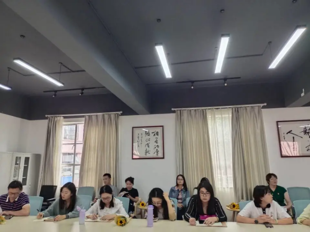 环球360管理网代理党群党支部与文化艺术学院党支部一起上党课,重温“七一”讲话精神-修改版444.png 环球360管理网代理党群党支部与文化艺术学院党支部一起上党课,重温“七一”讲话精神-修改版444.png